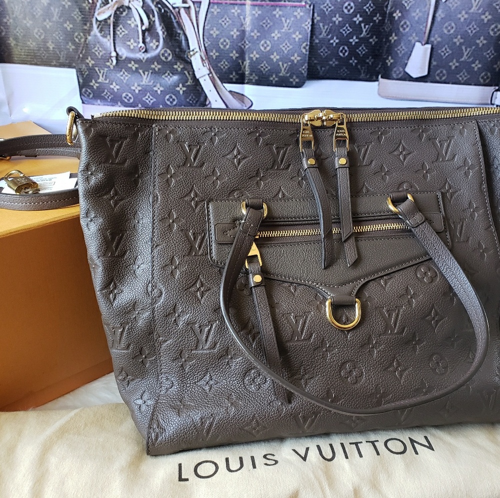 💯% AUTH Louis Vuitton Lumineuse Empriente PM